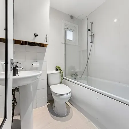 Prime Location Modern Gem Brixton Centre Cozy Studio With Free Parking London Exterior photo