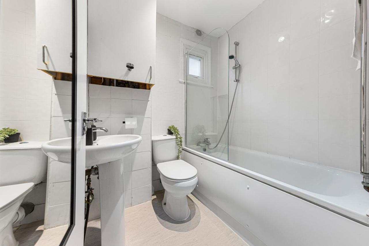 Prime Location Modern Gem Brixton Centre Cozy With Free Parking *